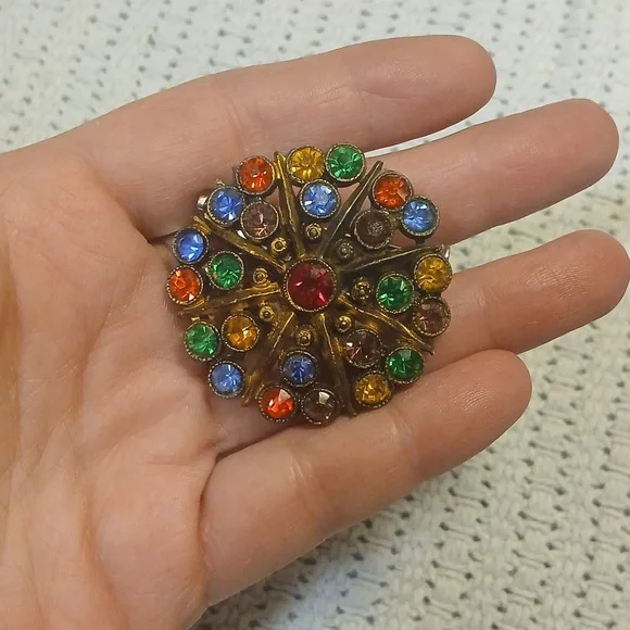 Colorful Vintage Gemstone Brooch and Black Gem Ring Set - Picture 2 of 14